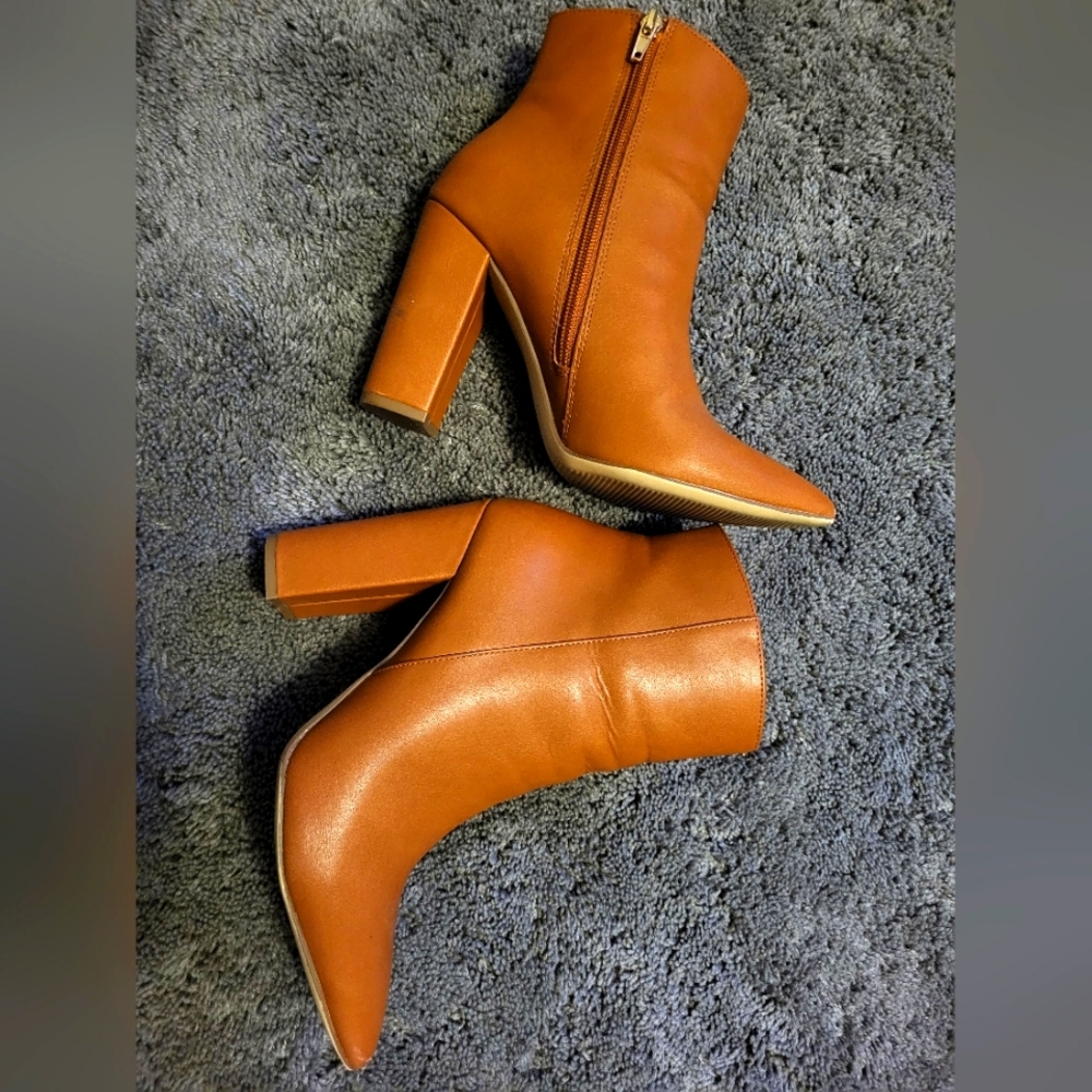 Just Fab Tan Booties size 8